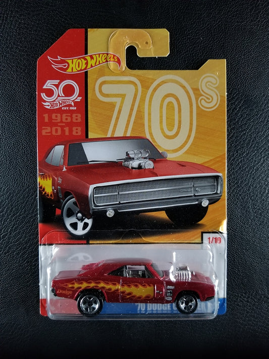 Hot Wheels - '70 Dodge Charger R/T (Red) [1/10 - 2018 HW 50th Anniversary Throwback]