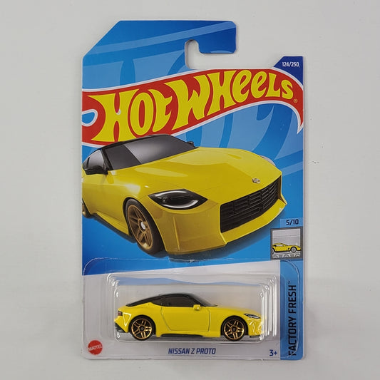 Hot Wheels - Nissan Z Proto (Ikazuchi Yellow)