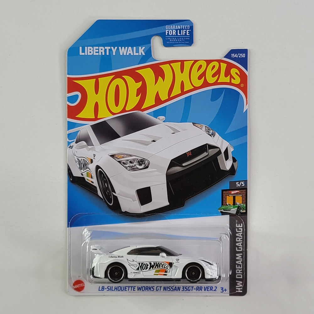 Hot Wheels - LB-Silhouette WORKS GT Nissan 35GT-RR VER.2 (White)