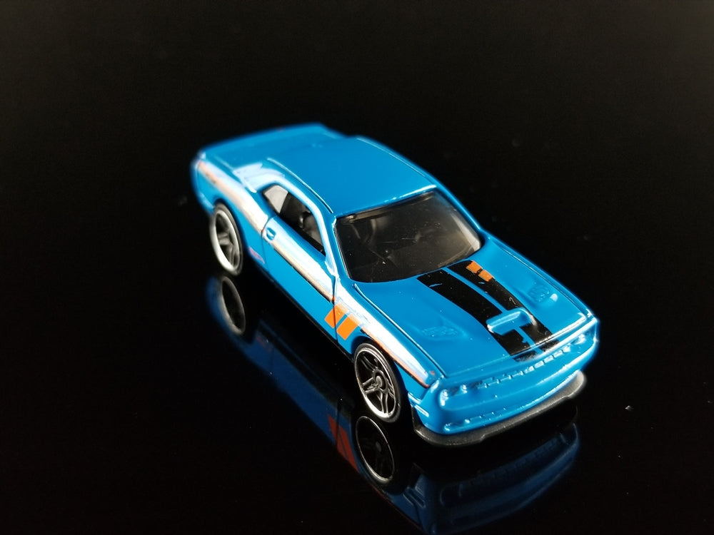 '15 Dodge Challenger SRT