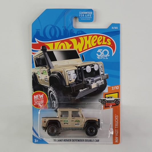 Hot Wheels - '15 Land Rover Defender Double Cab (Matte Khaki)