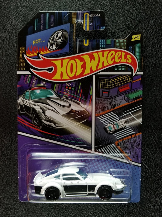 Hot Wheels - Nissan Fairlady Z (White) [2/5 - 2020 HW Police]