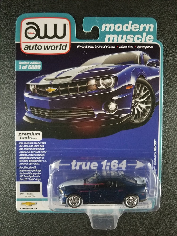 Auto World - 2011 Chevy Camaro RS/SS (Imperial Blue) [Limited Edition 1 of 6800]