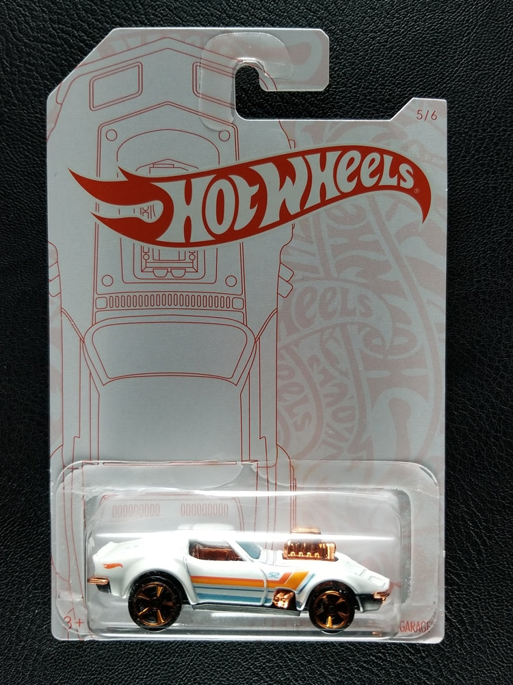 Hot Wheels - '68 Corvette - Gas Monkey Garage (White) [5/6 - 2020 HW Pearl and Chrome]